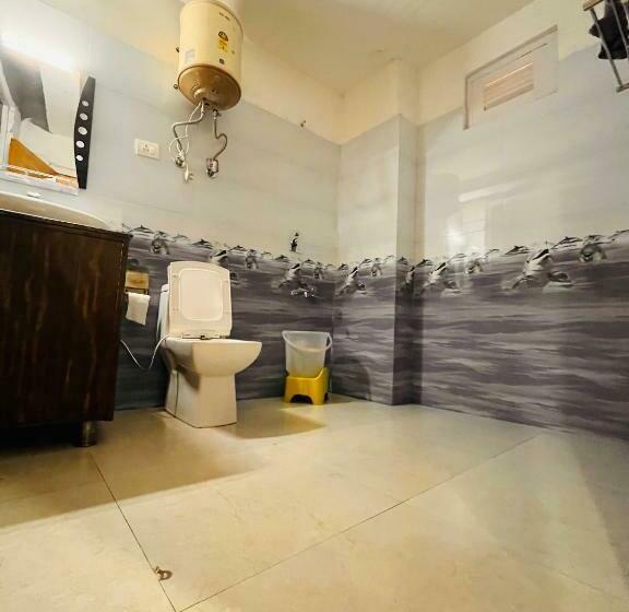 带大床的标准间, Himalyan River Resort A Riverside Resort