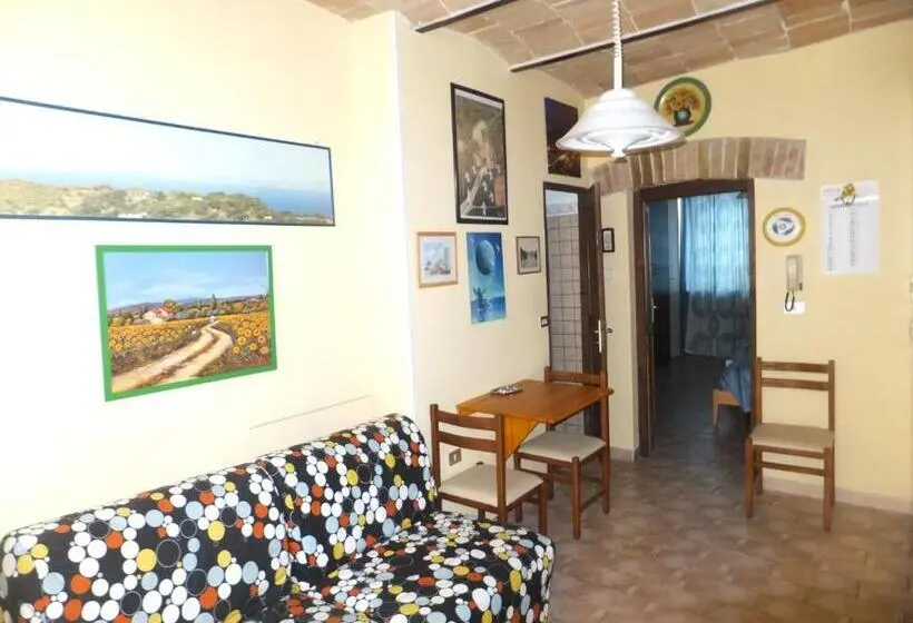 اتاق استاندارد سه نفره, Affittacamere Il Giramondo