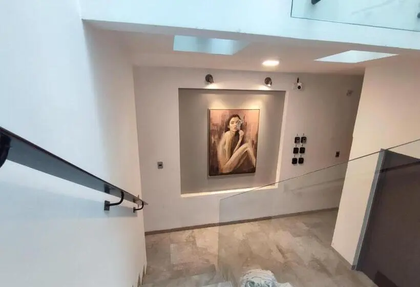 デラックスルーム, La Casa Mia Leon