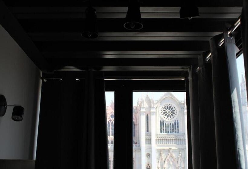 اتاق استاندارد با چشمانداز باغ, La Casa Mia Leon