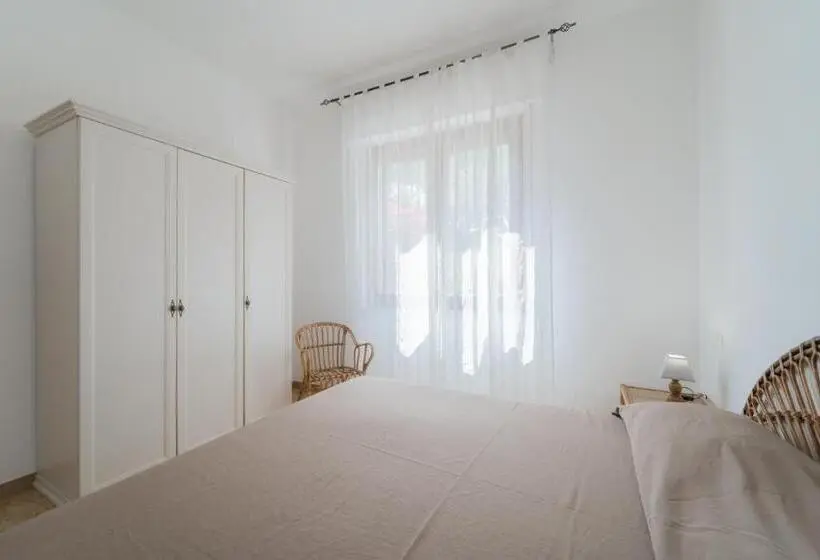 庭の見える1ベッドルームアパートメント, Residence Baia Delle Grazie