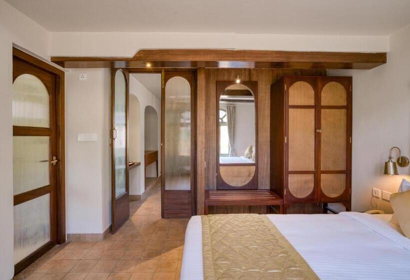 סוויטת ג'וניור, Mango Hill Shola Ooty