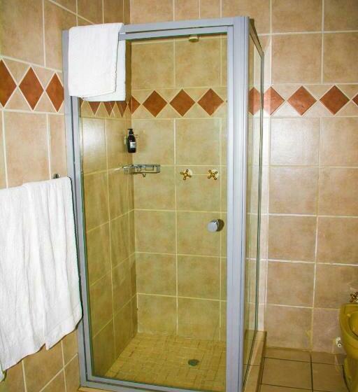 Номер Стандарт, Tengo Guest House