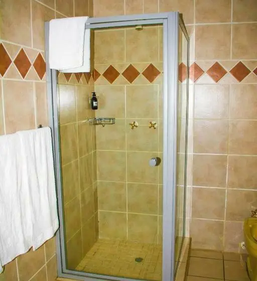اتاق استاندارد, Tengo Guest House