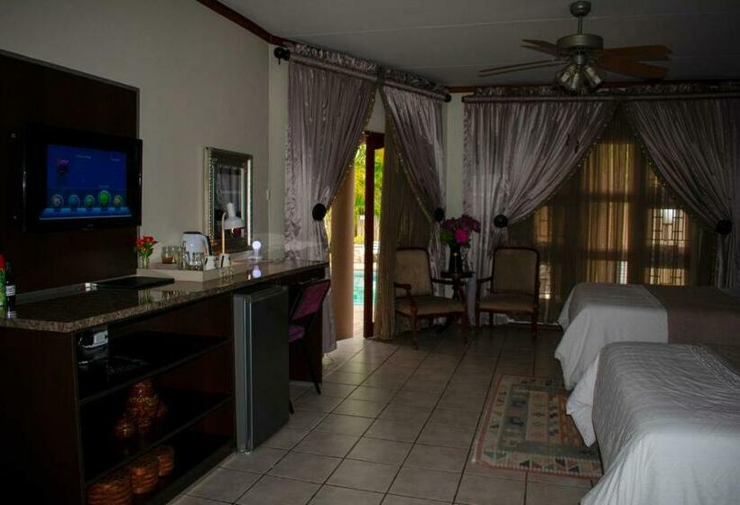 Номер Стандарт, Tengo Guest House