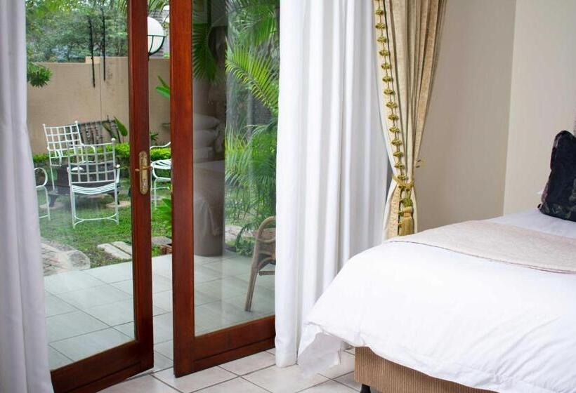 Номер Стандарт, Tengo Guest House