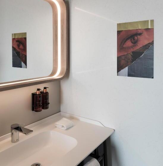 اتاق استاندارد با چشمانداز, B Mine Hotel Frankfurt Airport