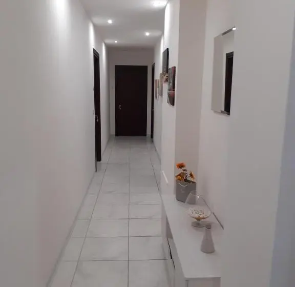 ベーシックトリプルルーム, B&b Il Girasole