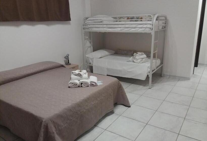 חדר סטנדרט לארבעה, B&b Il Girasole