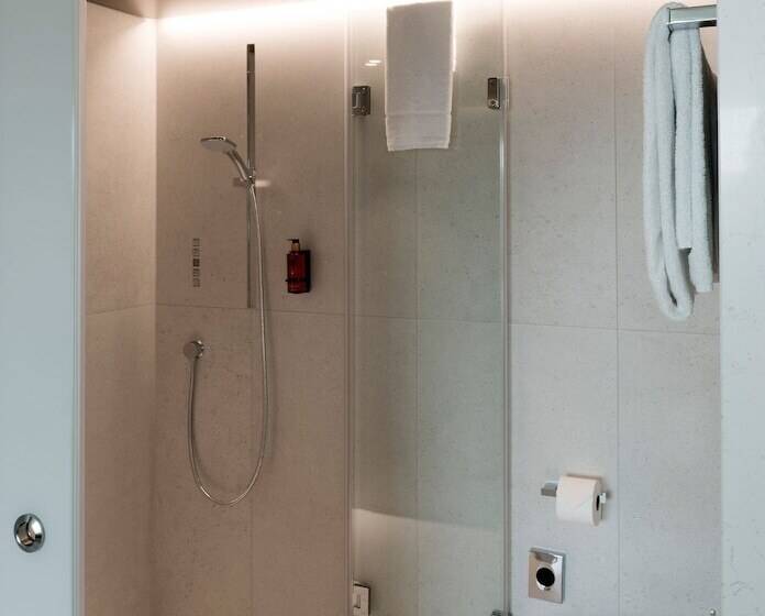 اتاق استاندارد, B Mine Hotel Frankfurt Airport