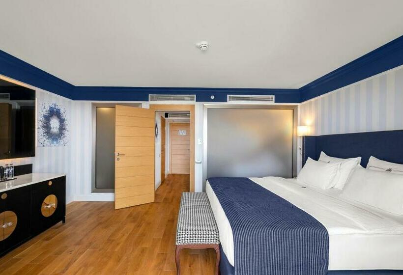 جناح عائلي, Rubi Platinum Sign