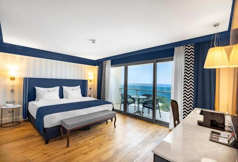 جناح عائلي, Rubi Platinum Sign