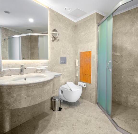 جناح عائلي, Rubi Platinum Sign