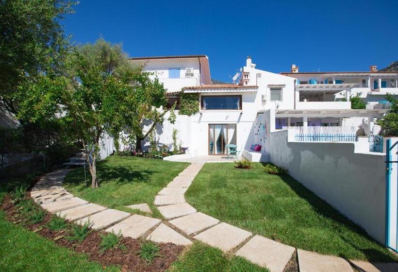 סוויטת ג'וניור נוף לגינה, Palmasera Charming Suites