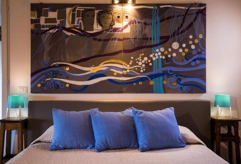 سوییت لوکس, Palmasera Charming Suites