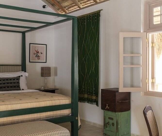 غرفة ديلوكس مزودة بشرفة, Halcyon Mawella