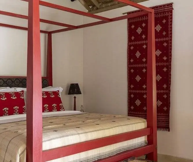 اتاق لوکس با بالکن, Halcyon Mawella