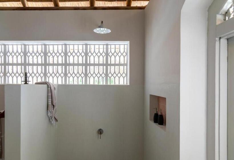 غرفة ديلوكس مزودة بشرفة, Halcyon Mawella