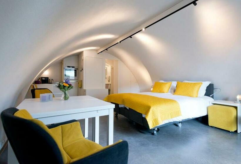 高级工作室, Oudegracht