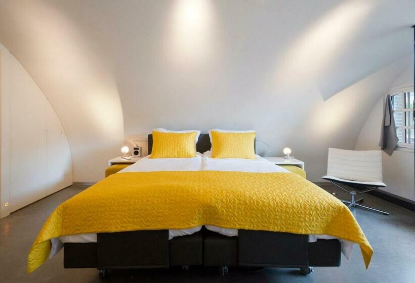 高级工作室, Oudegracht