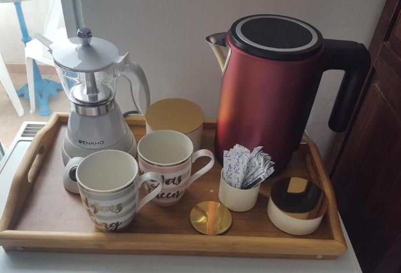 اتاق استاندارد با بالکن و چشمانداز دریا, La Casa Sugli Archi