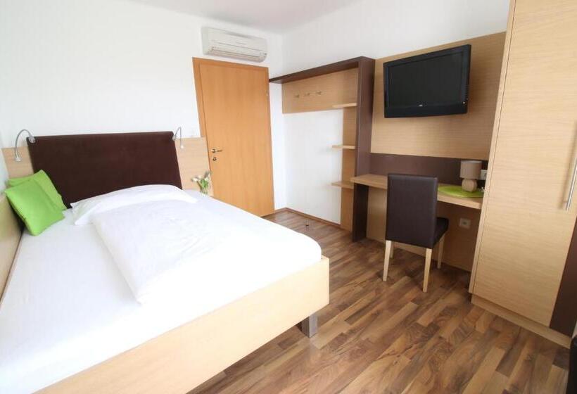 标准单人间, Pension Joseph Haydn