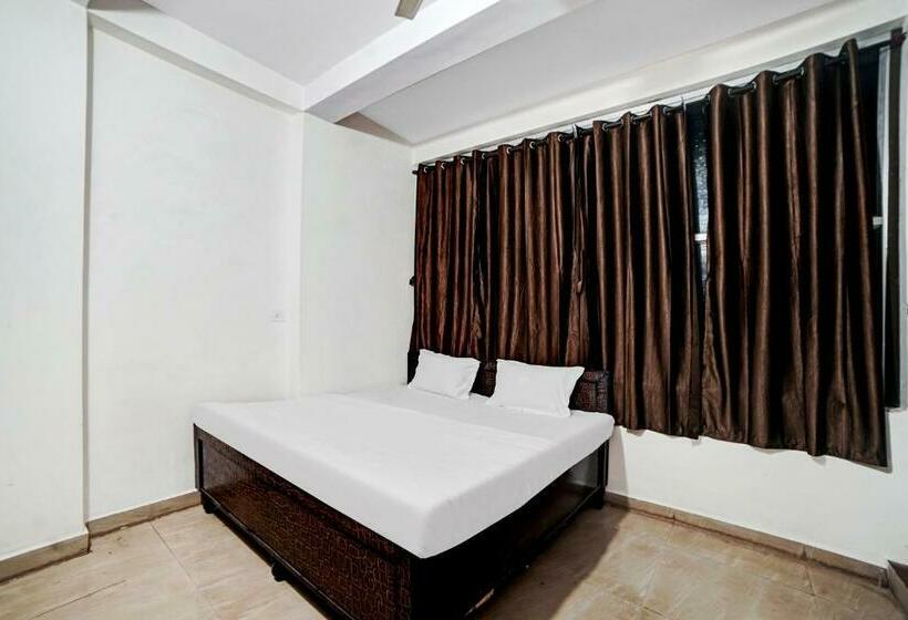 غرفة كلاسيكية ثلاثية, Flagship Hotel Relax Inn