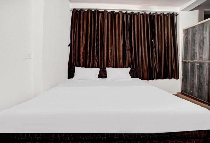 غرفة كلاسيكية ثلاثية, Flagship Hotel Relax Inn