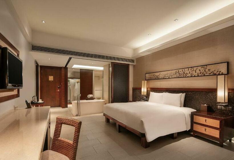 Номер Deluxe Вид на Море, Wanda Realm Resort Sanya Haitang Bay