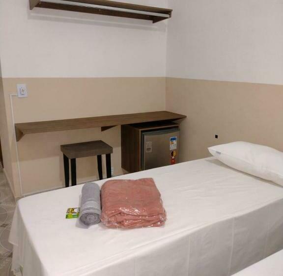 اتاق استاندارد چهار تخته, Pousada Bela Rainha