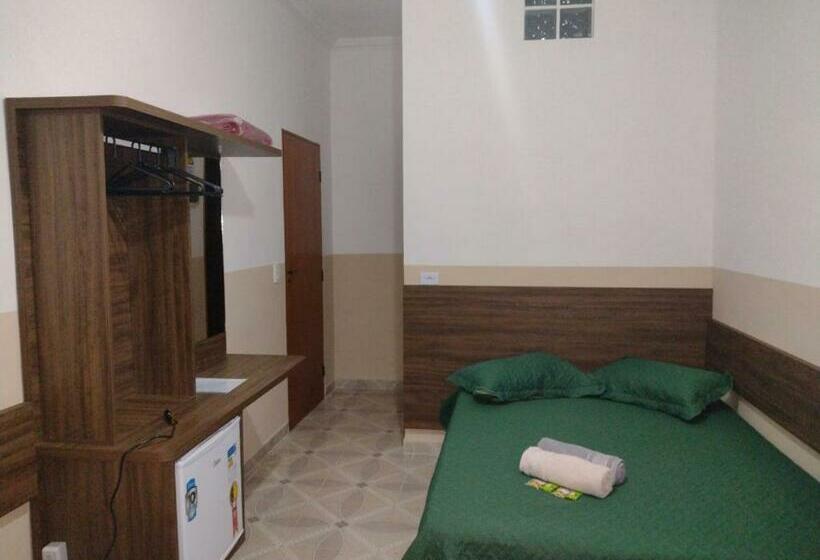 اتاق استاندارد چهار تخته, Pousada Bela Rainha