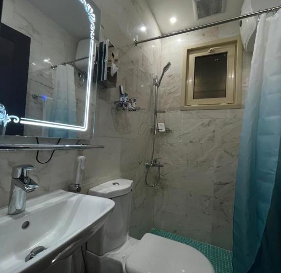 Люкс Deluxe Кровать Кинг, روفان Rovan