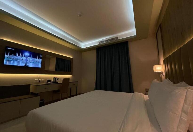 Люкс Deluxe Кровать Кинг, روفان Rovan