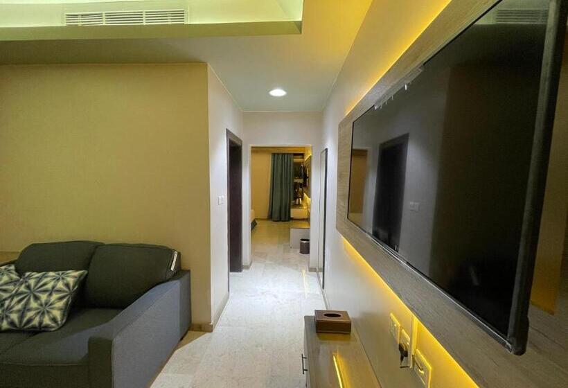 חדר דלוקס עם מיטת קינג, روفان Rovan