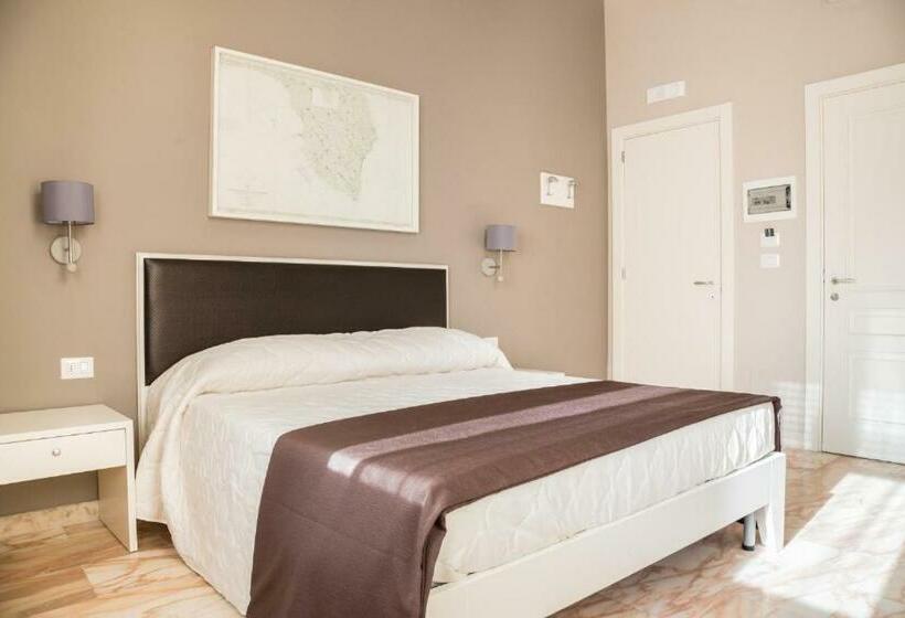 标准间带露台, Faro Bianco Gallipoli Suites & Apartments