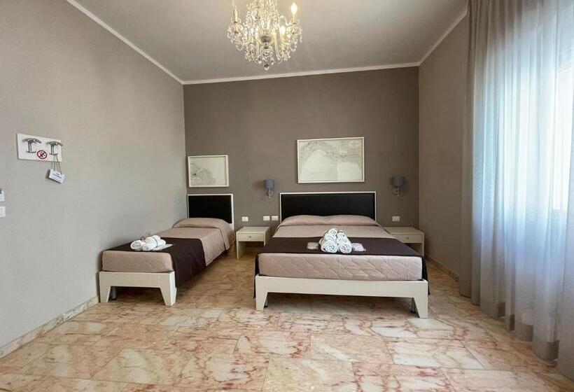 舒适三人间, Faro Bianco Gallipoli Suites & Apartments