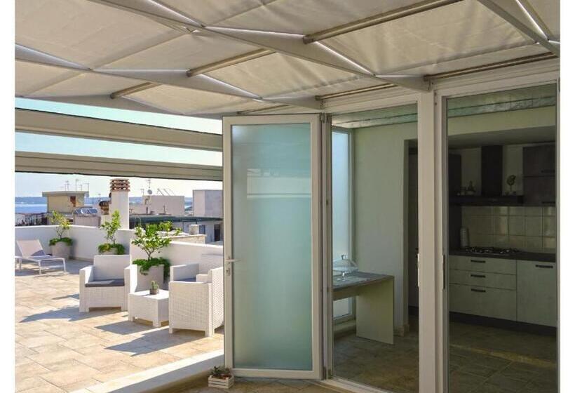 带海景的高档三人间, Faro Bianco Gallipoli Suites & Apartments