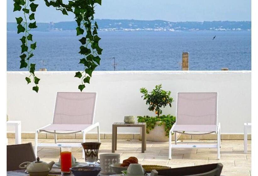 带海景的标准房, Faro Bianco Gallipoli Suites & Apartments