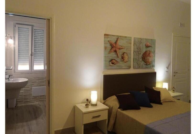 带海景的标准房, Faro Bianco Gallipoli Suites & Apartments