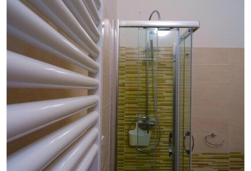 带海景的高档三人间, Faro Bianco Gallipoli Suites & Apartments