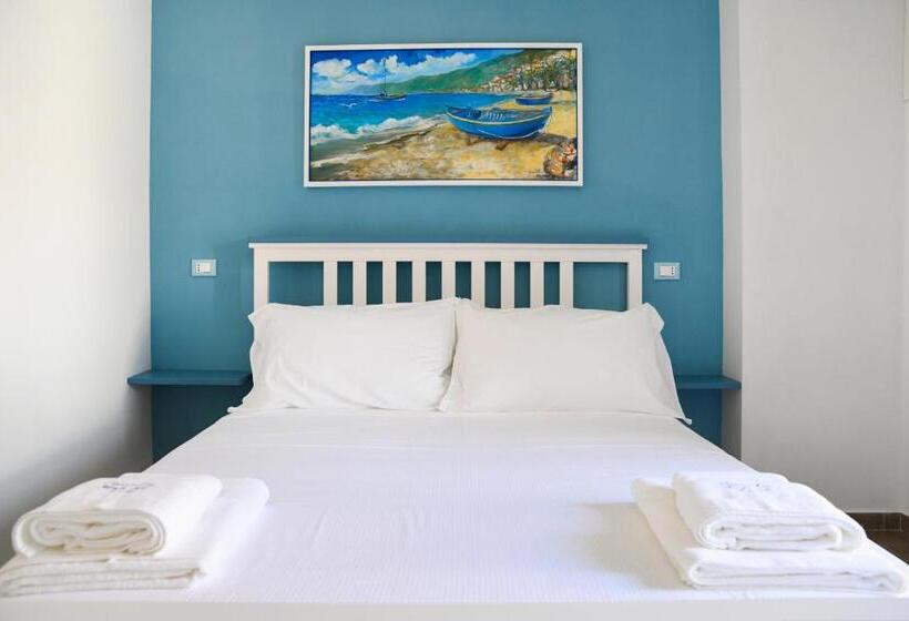 חדר דלוקס עם מרפסת נוף לים, Signora Tita B&b Chianalea   Scilla