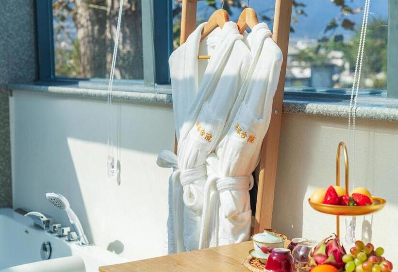 غرفة قياسية مطلّة علي البحيرة, Dali Beauty Seaview B&b