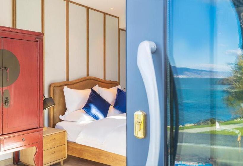 غرفة ديلوكس مطلّة علي البحر مزوَّدة بشُرفة, Dali Beauty Seaview B&b