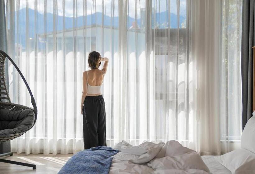 غرفة قياسية مطلّة علي البحيرة, Dali Beauty Seaview B&b