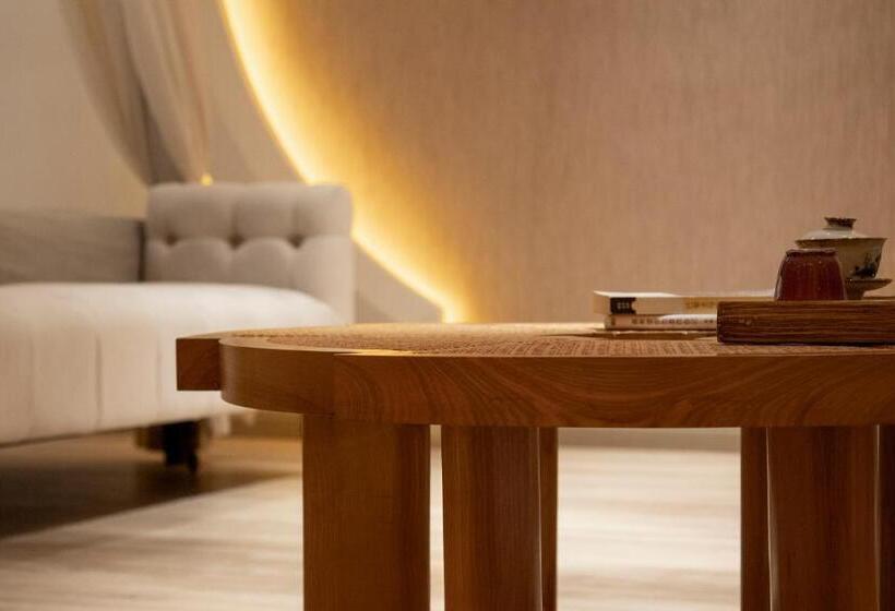 جناح, Dali Beauty Seaview B&b