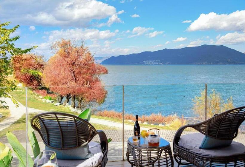 غرفة ديلوكس مطلّة علي البحر مزوَّدة بشُرفة, Dali Beauty Seaview B&b