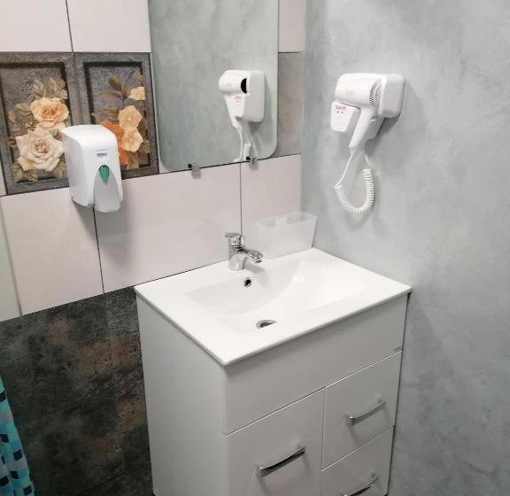 标准间, Casa Mura