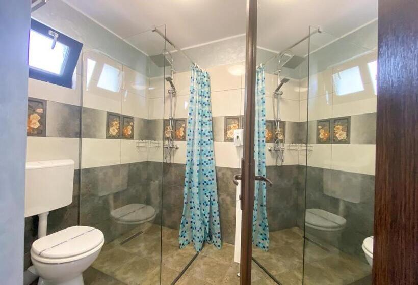 舒适三人间, Casa Mura