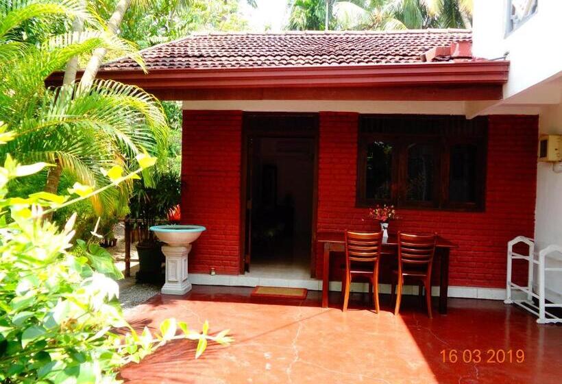 غرفة قياسية, Solal Villa