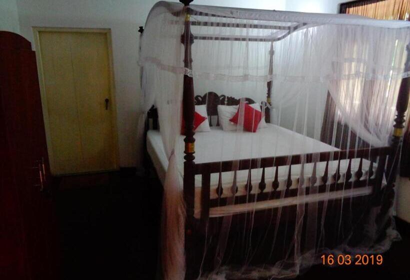 חדר סטנדרט לשלושה עם טרסה, Solal Villa